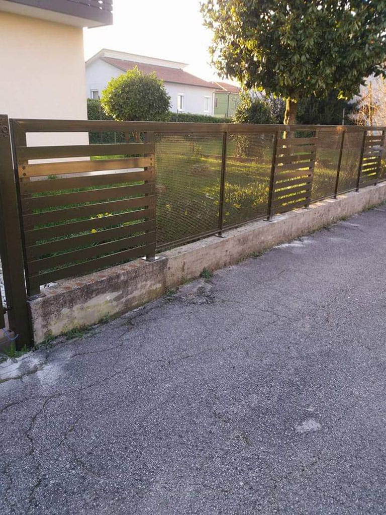 Moduli per recinzioni in ferro a Vicenza, Arzignano